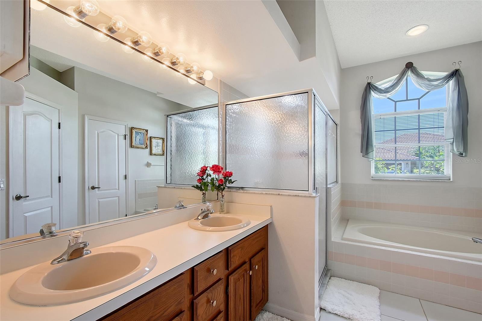 Image 20 of 31 For 8924 Huntington Pointe Drive