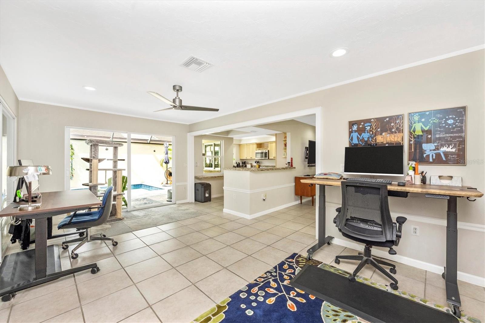 Image 17 of 60 For 3905 Glen Oaks Manor Drive