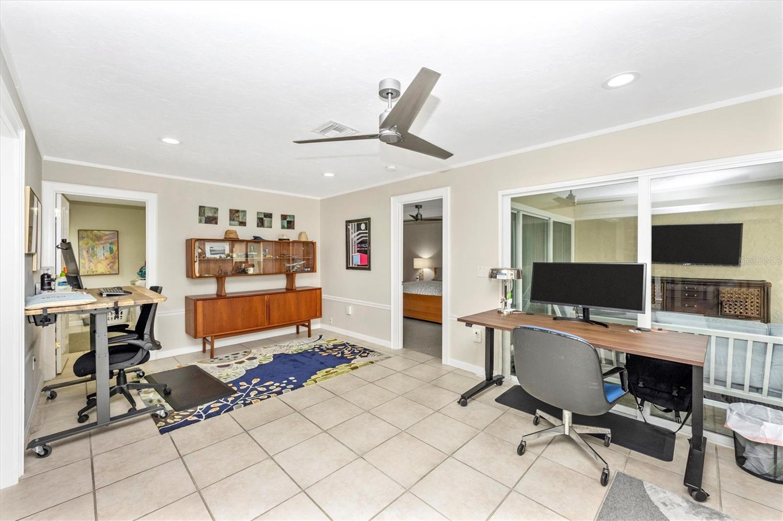 Image 21 of 60 For 3905 Glen Oaks Manor Drive