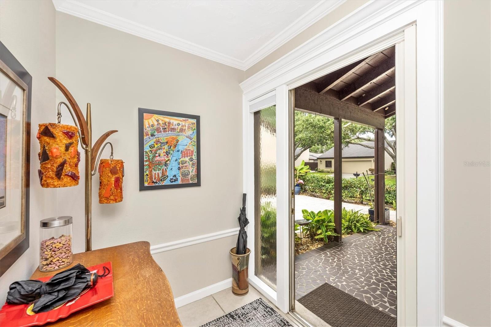 Image 3 of 60 For 3905 Glen Oaks Manor Drive