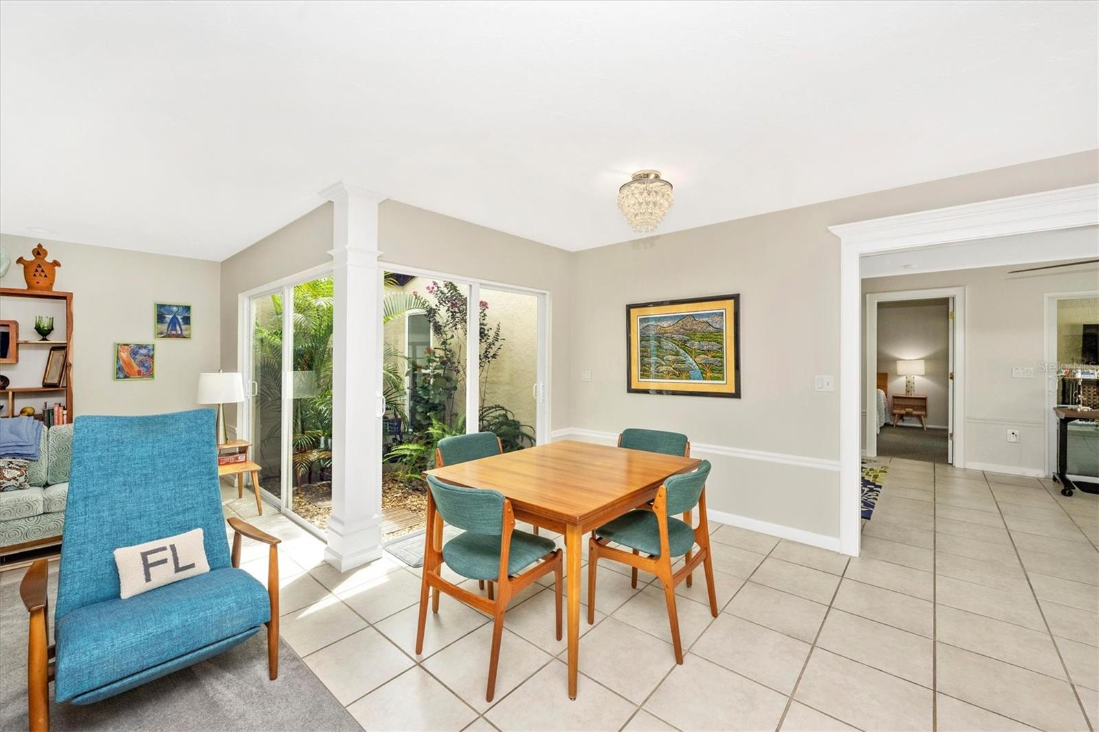 Image 9 of 60 For 3905 Glen Oaks Manor Drive