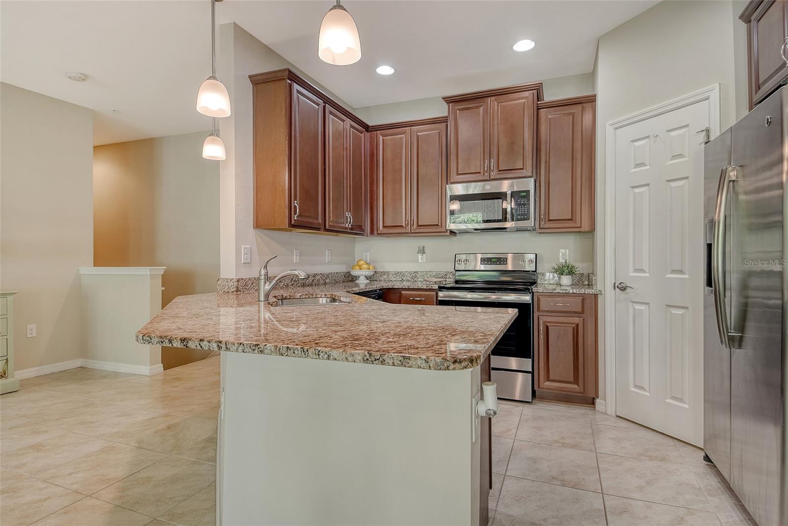 Image 13 of 61 For 116 Navigation Circle 106