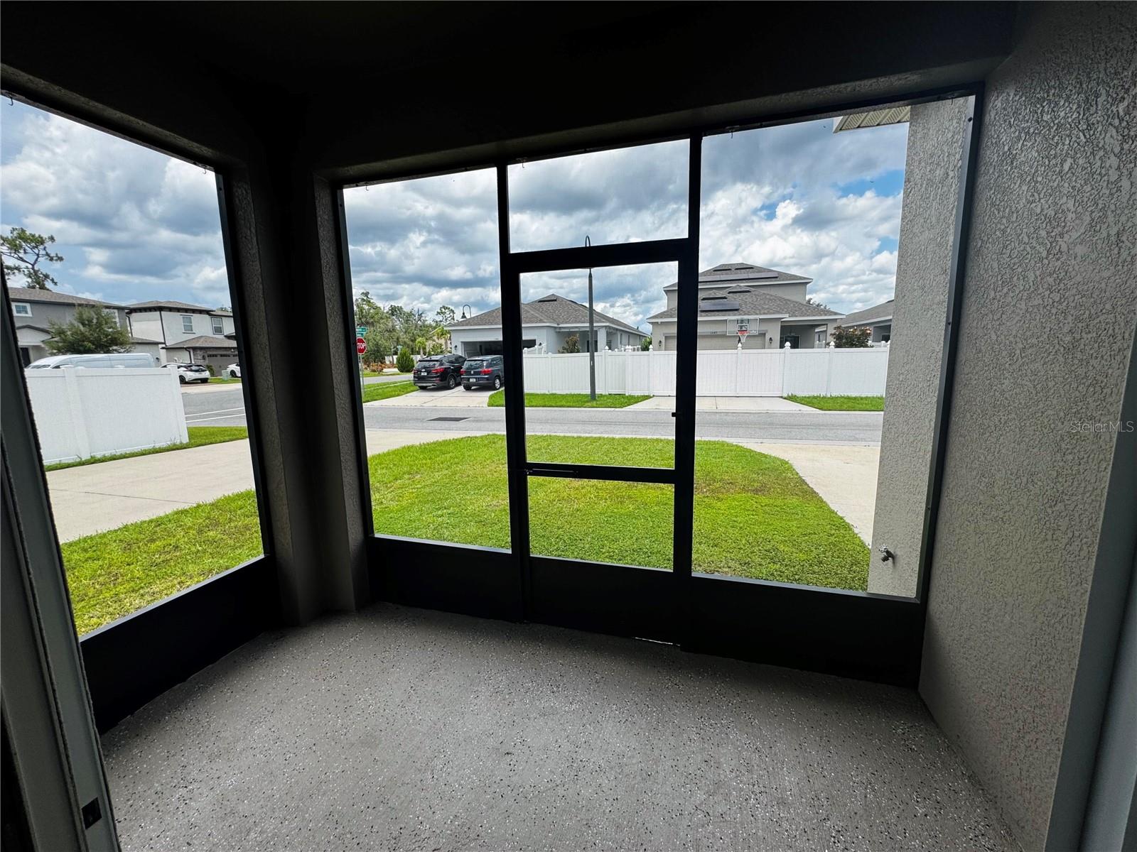 Image 5 of 22 For 1591 Pines End Place
