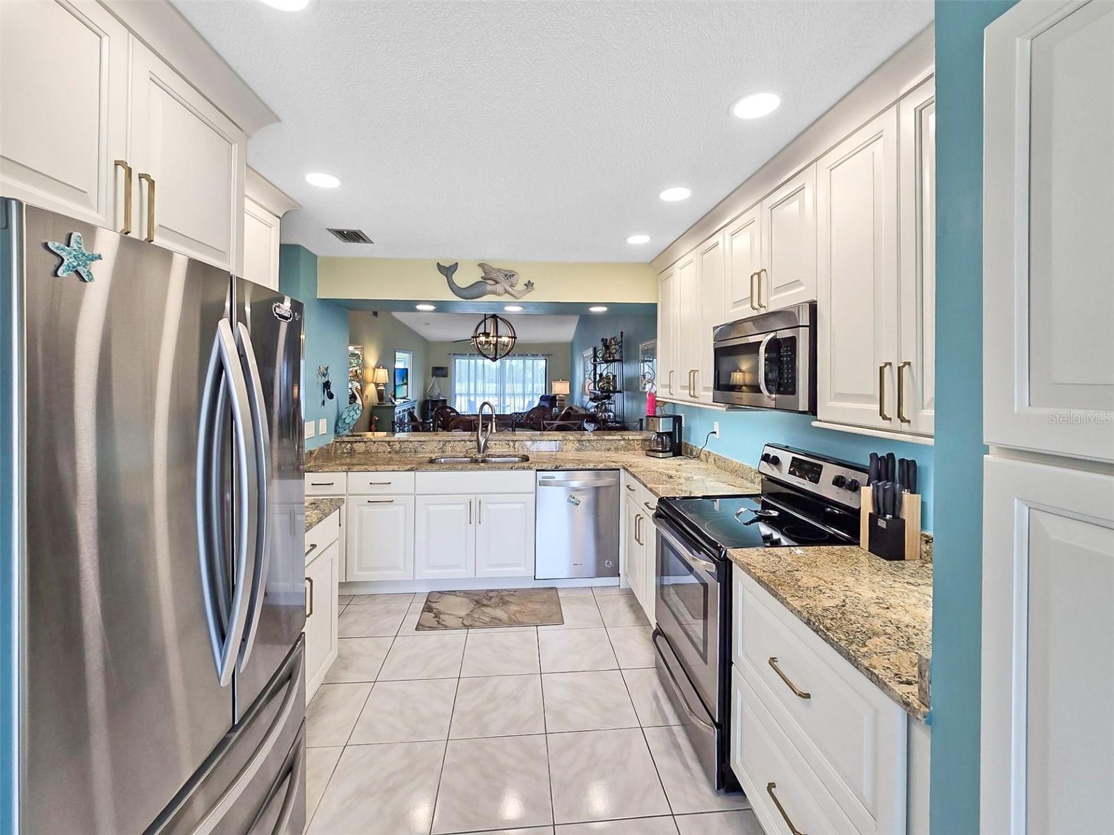 Image 10 of 28 For 5749 Avista Drive 4148