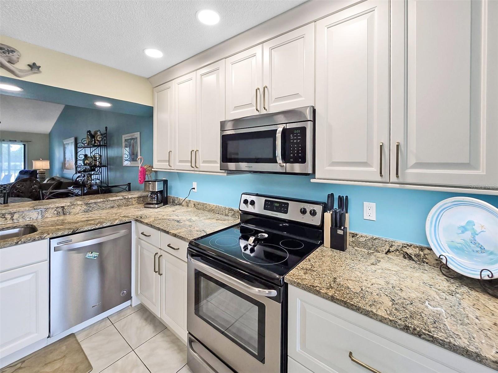 Image 11 of 28 For 5749 Avista Drive 4148