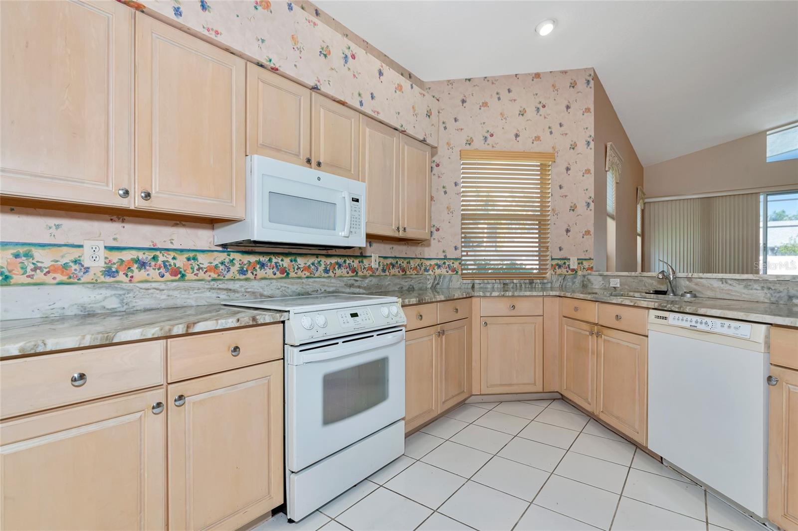 Image 13 of 33 For 4318 Marcott Circle