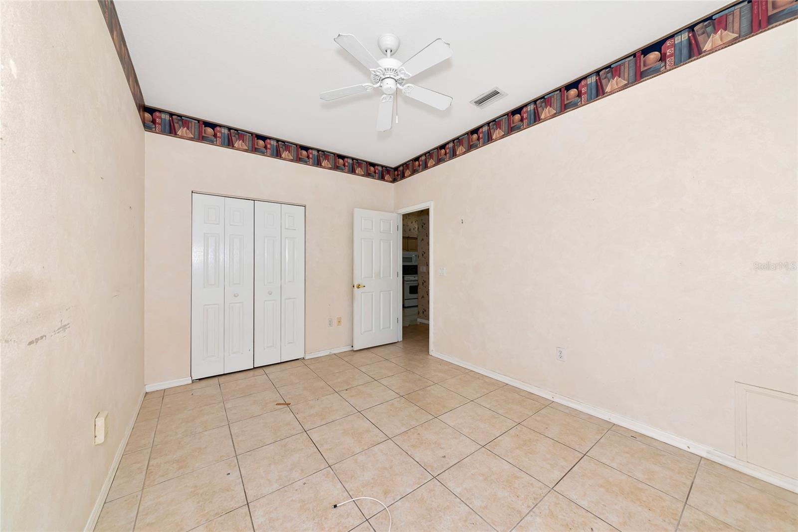 Image 25 of 33 For 4318 Marcott Circle