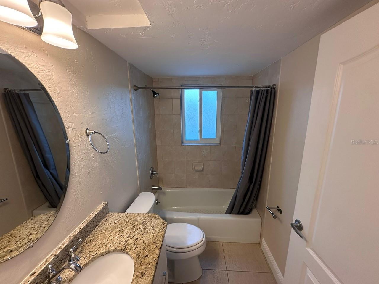 Image 15 of 27 For 1434 Marion Avenue 1