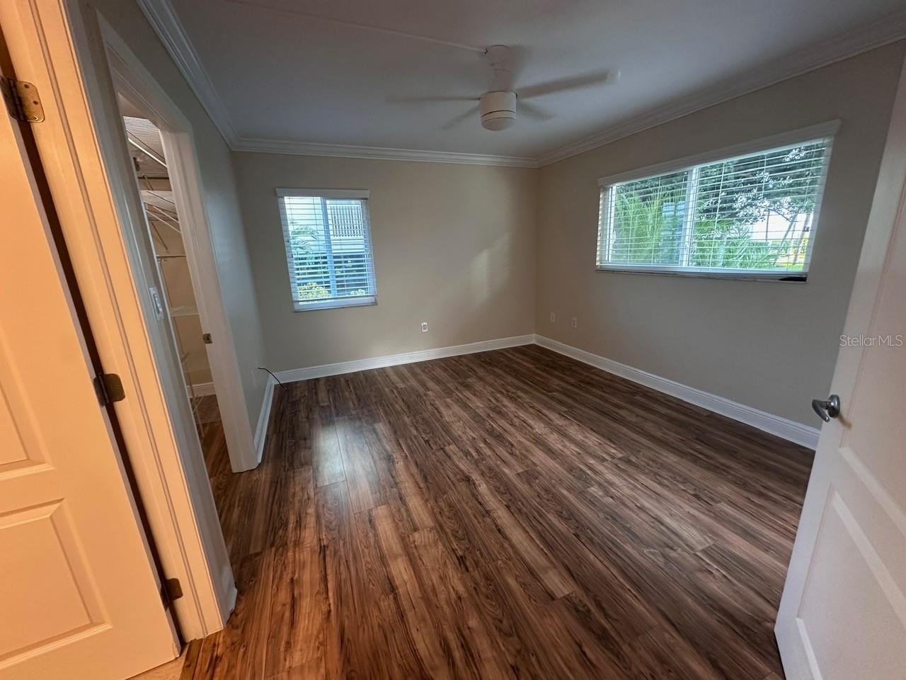 Image 16 of 27 For 1434 Marion Avenue 1