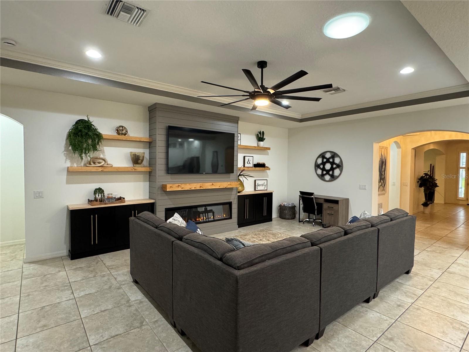 Image 15 of 68 For 6310 Anise Drive