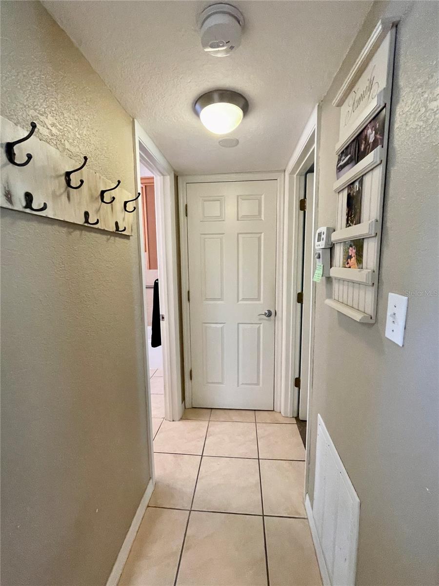 Image 19 of 35 For 912 La Costa Circle Unit 3