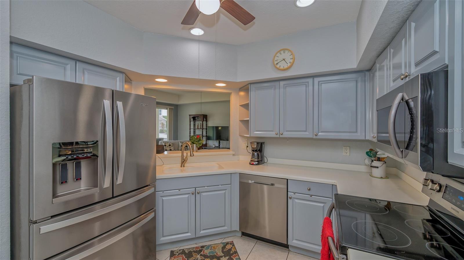Image 10 of 54 For 7357 Fountain Palm Circle 11-102