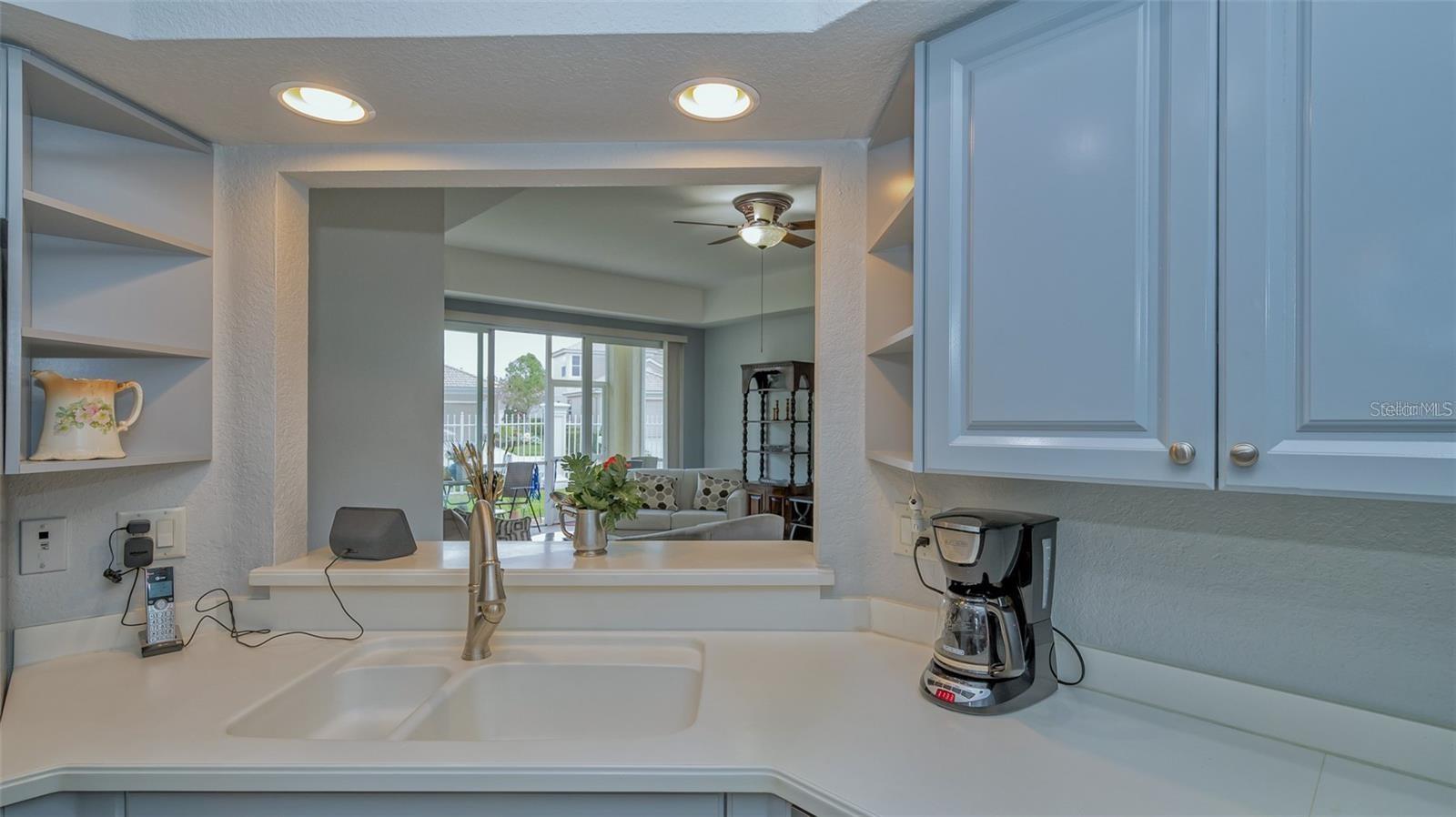 Image 13 of 54 For 7357 Fountain Palm Circle 11-102