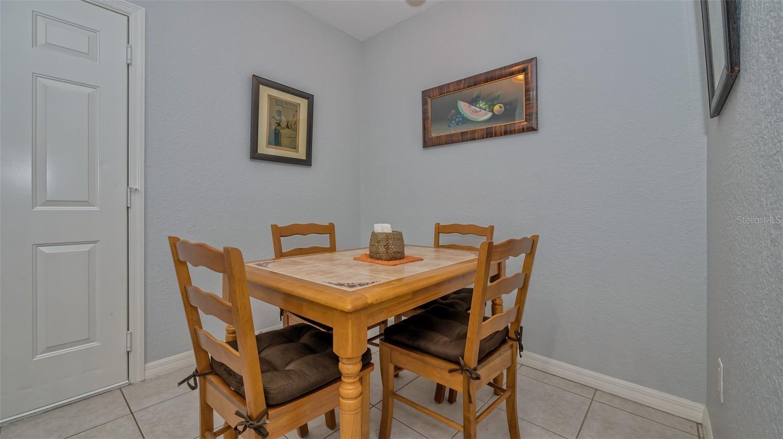 Image 14 of 54 For 7357 Fountain Palm Circle 11-102