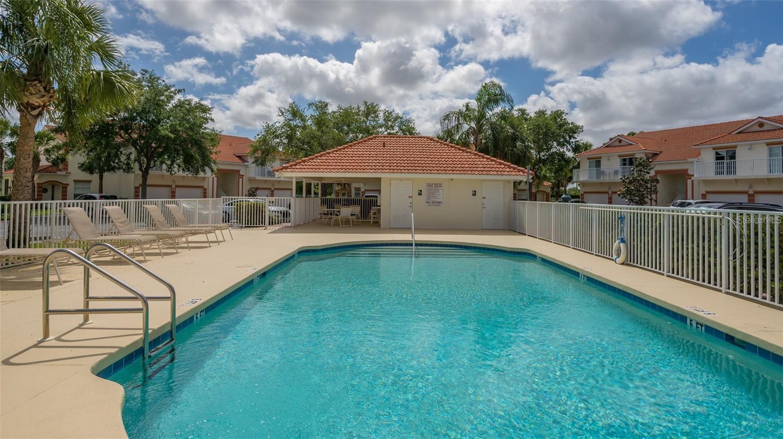Image 32 of 54 For 7357 Fountain Palm Circle 11-102