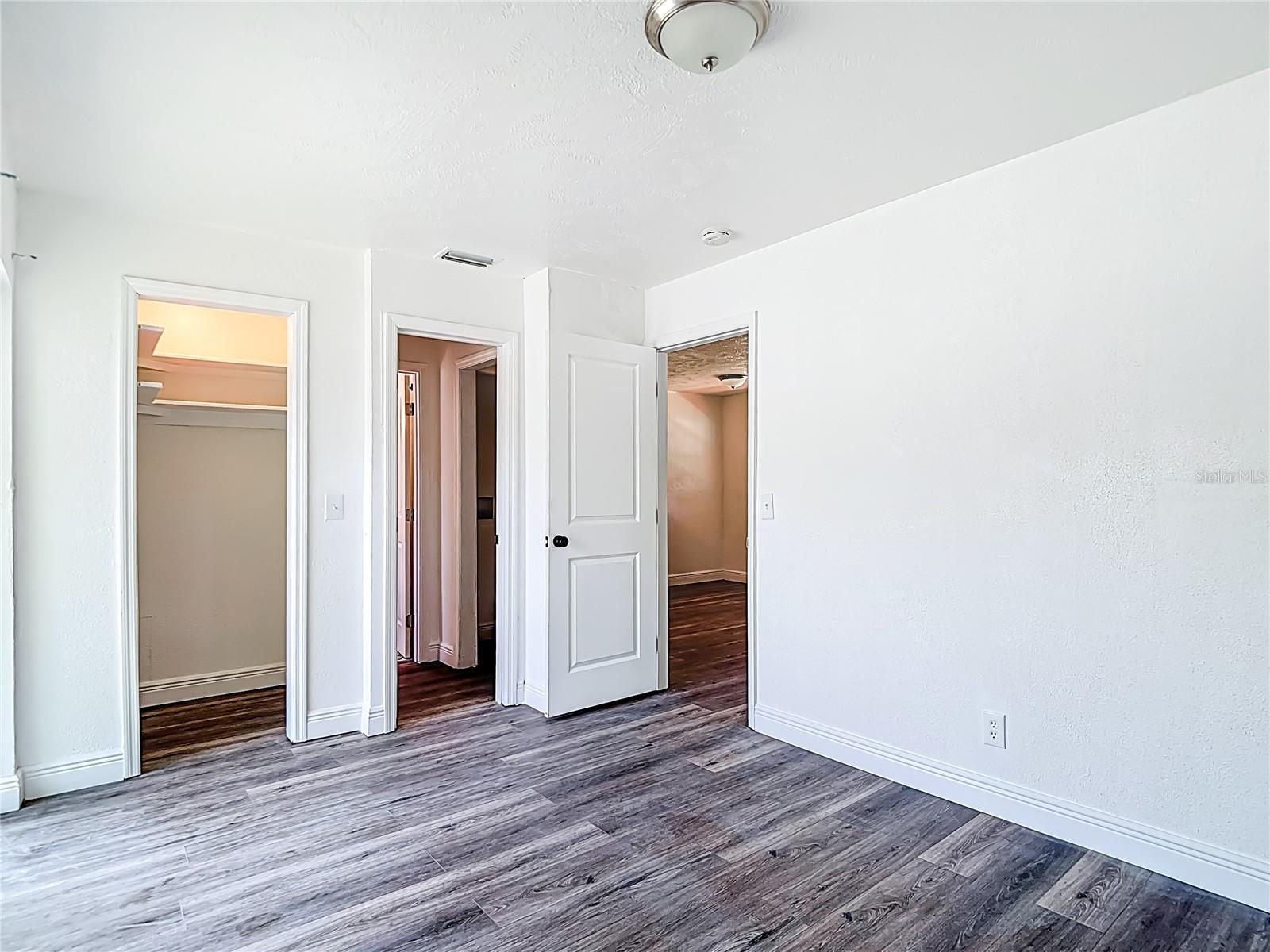 Image 13 of 17 For 1409 College Park Lane