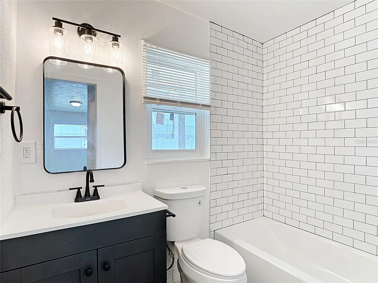 Image 15 of 17 For 1409 College Park Lane