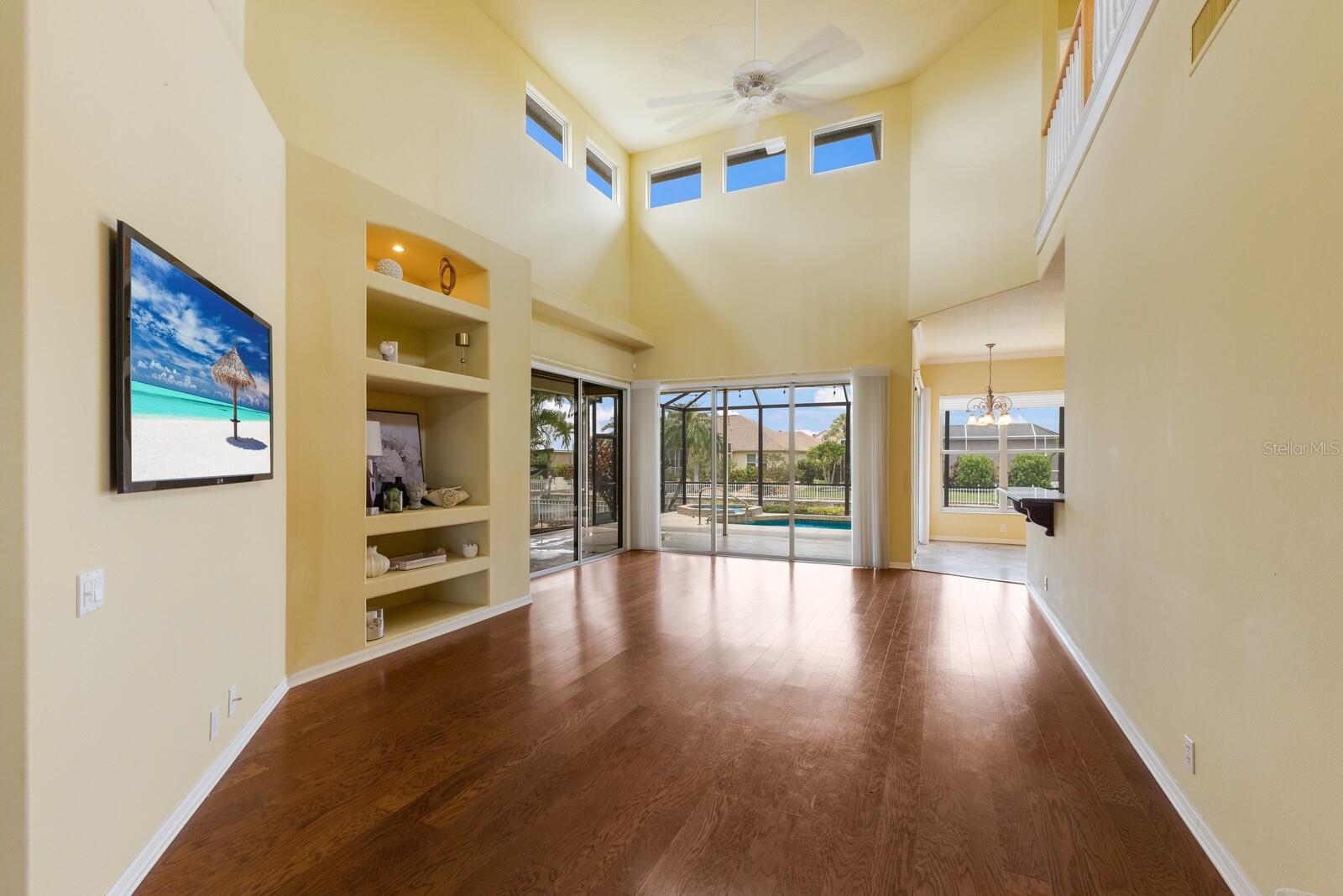 Image 26 of 88 For 4731 Starboard Drive