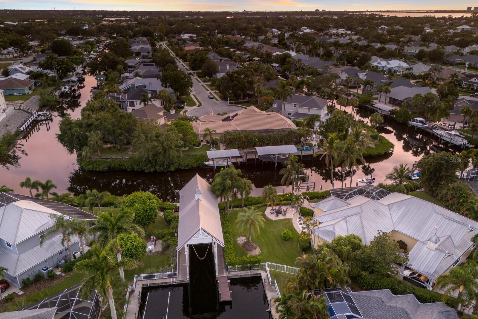 Image 9 of 88 For 4731 Starboard Drive