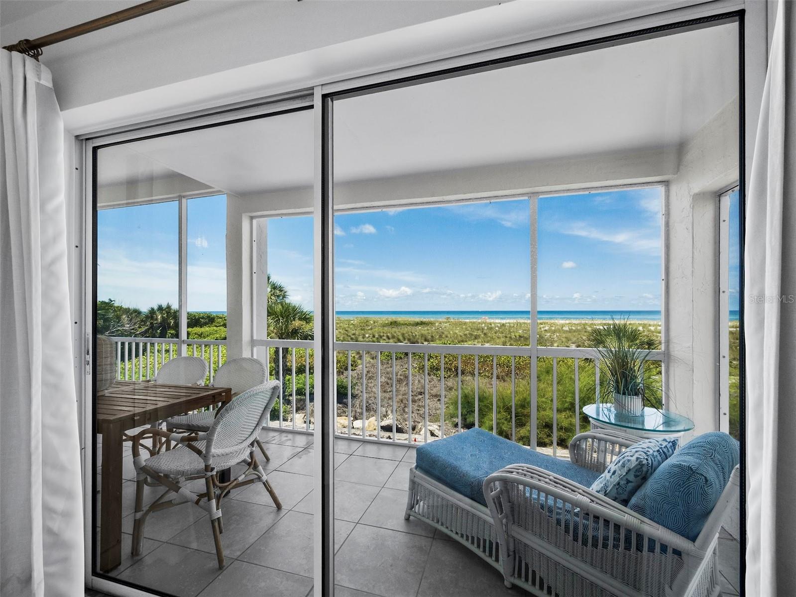 Image 13 of 51 For 6925 Gulf Of Mexico Drive 24