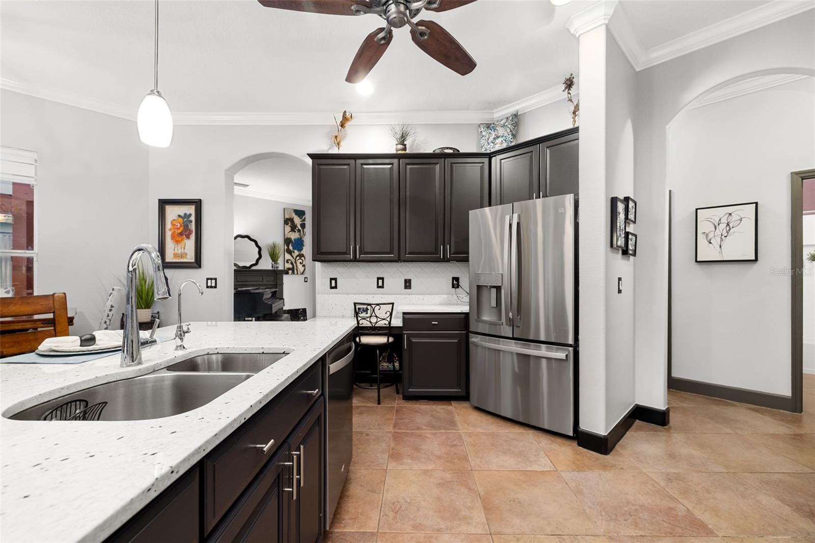Image 14 of 57 For 7114 68th Drive E