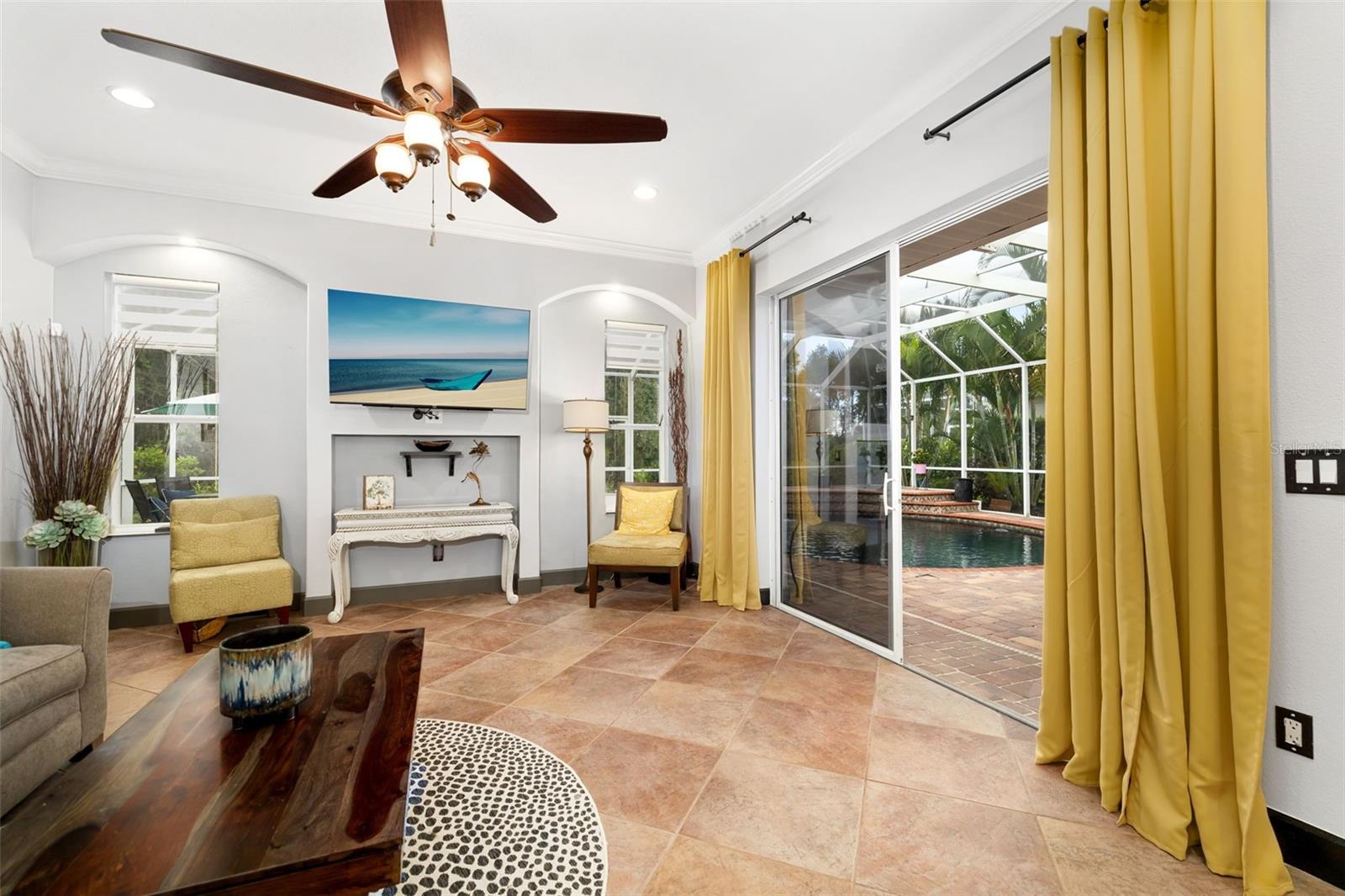 Image 17 of 57 For 7114 68th Drive E