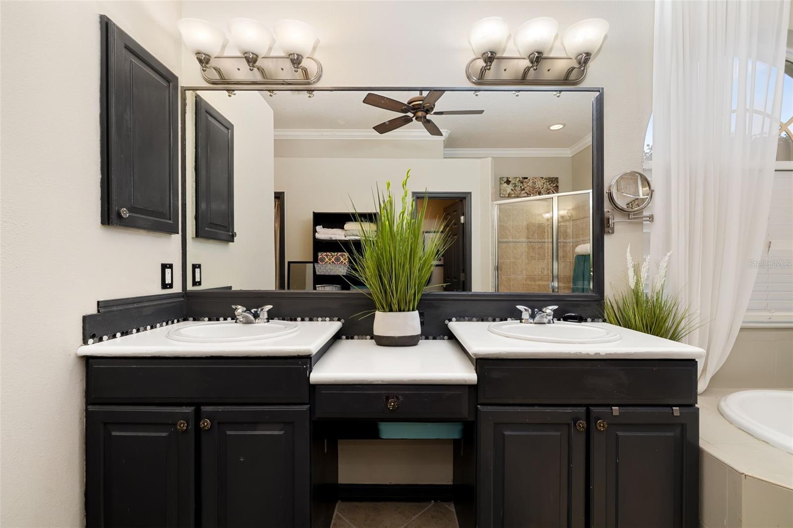 Image 23 of 57 For 7114 68th Drive E