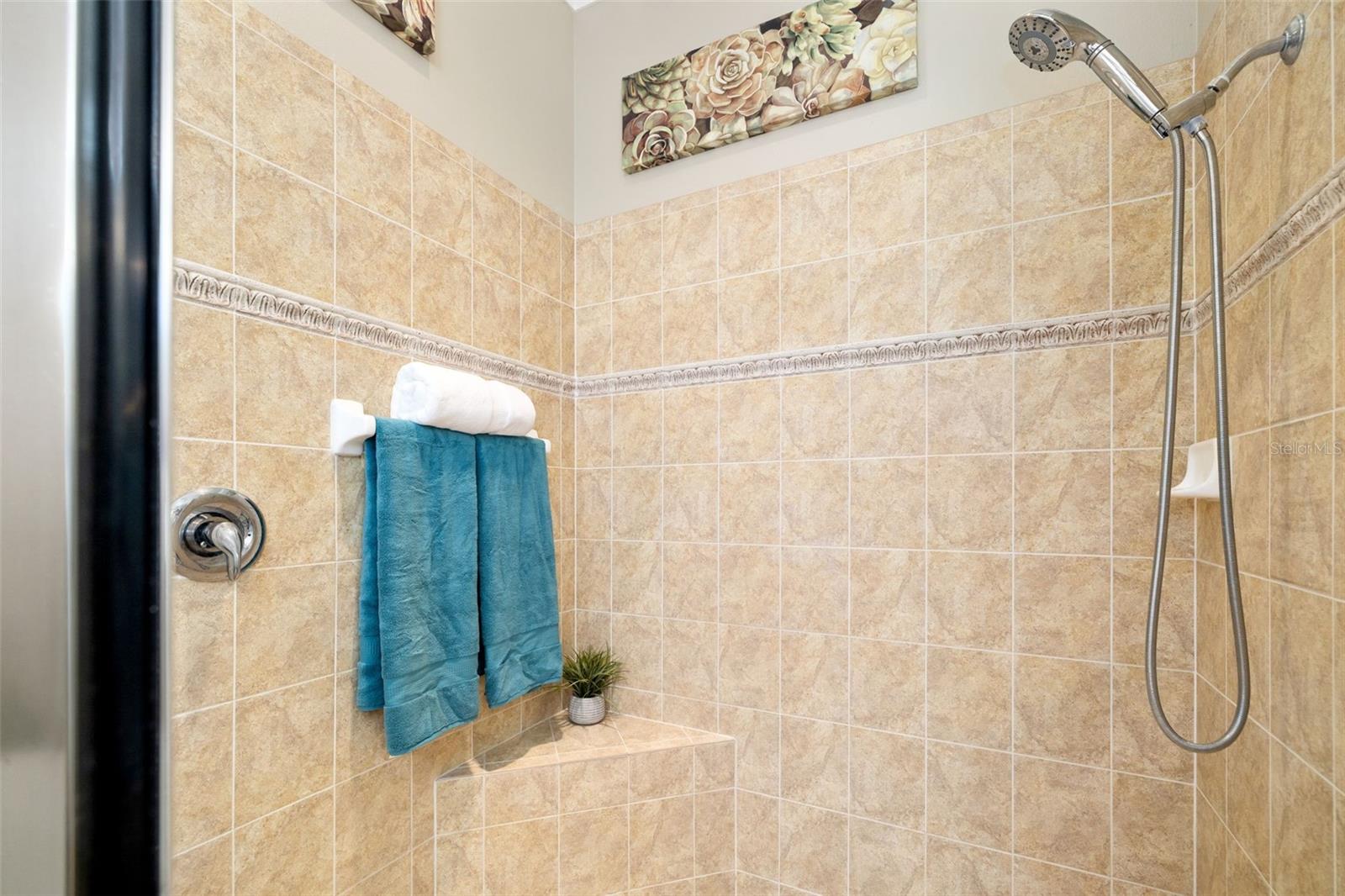 Image 26 of 57 For 7114 68th Drive E