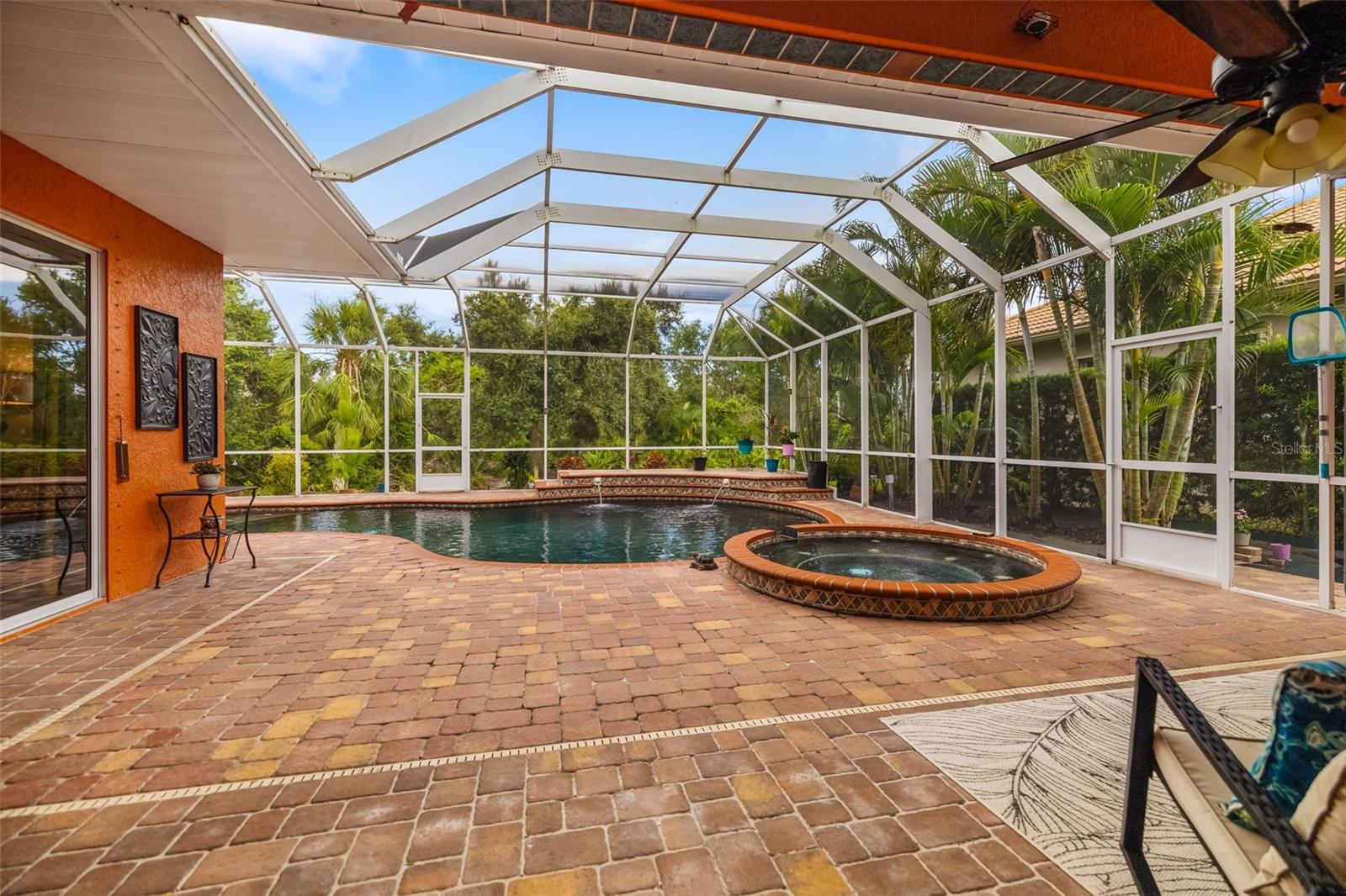 Image 9 of 57 For 7114 68th Drive E