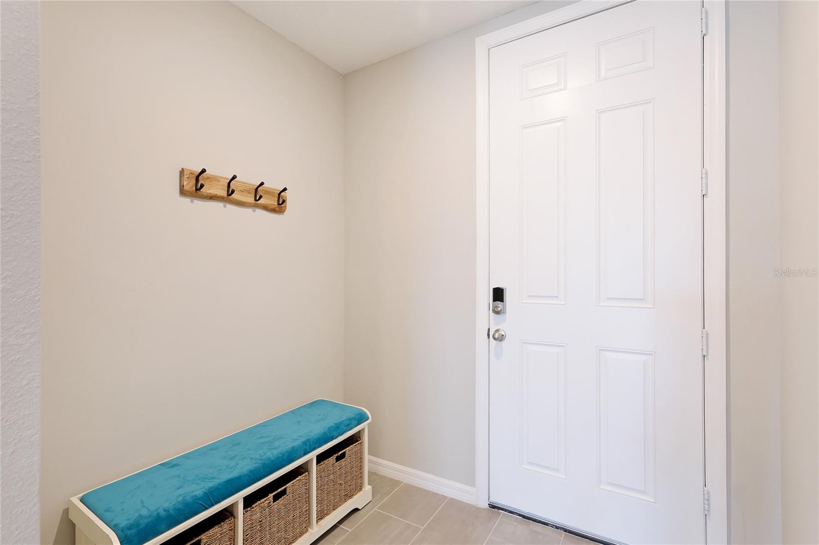 Image 6 of 27 For 17063 Coral Key Drive