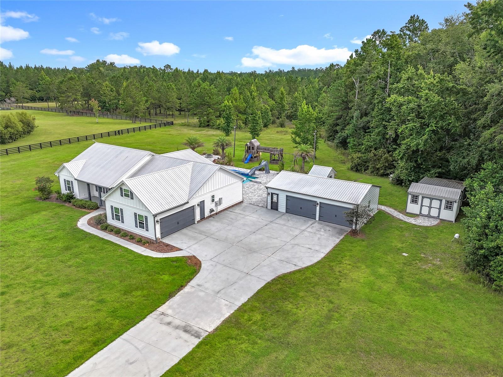 Image 10 of 84 For 55015 Countree Life Way