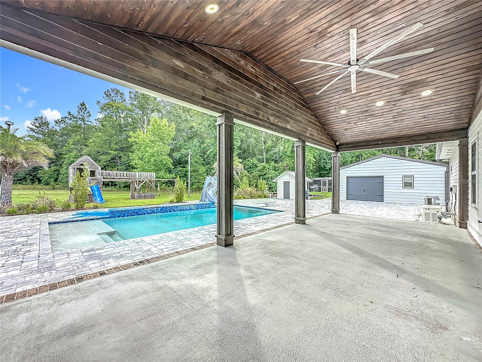 Image 21 of 84 For 55015 Countree Life Way