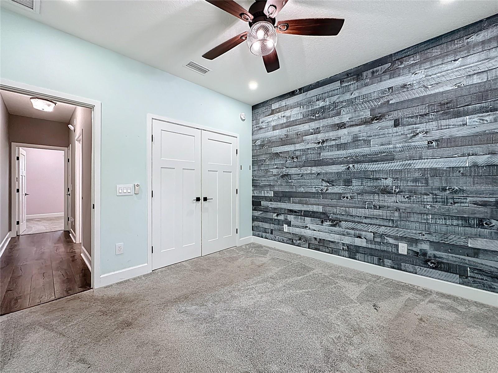 Image 33 of 84 For 55015 Countree Life Way
