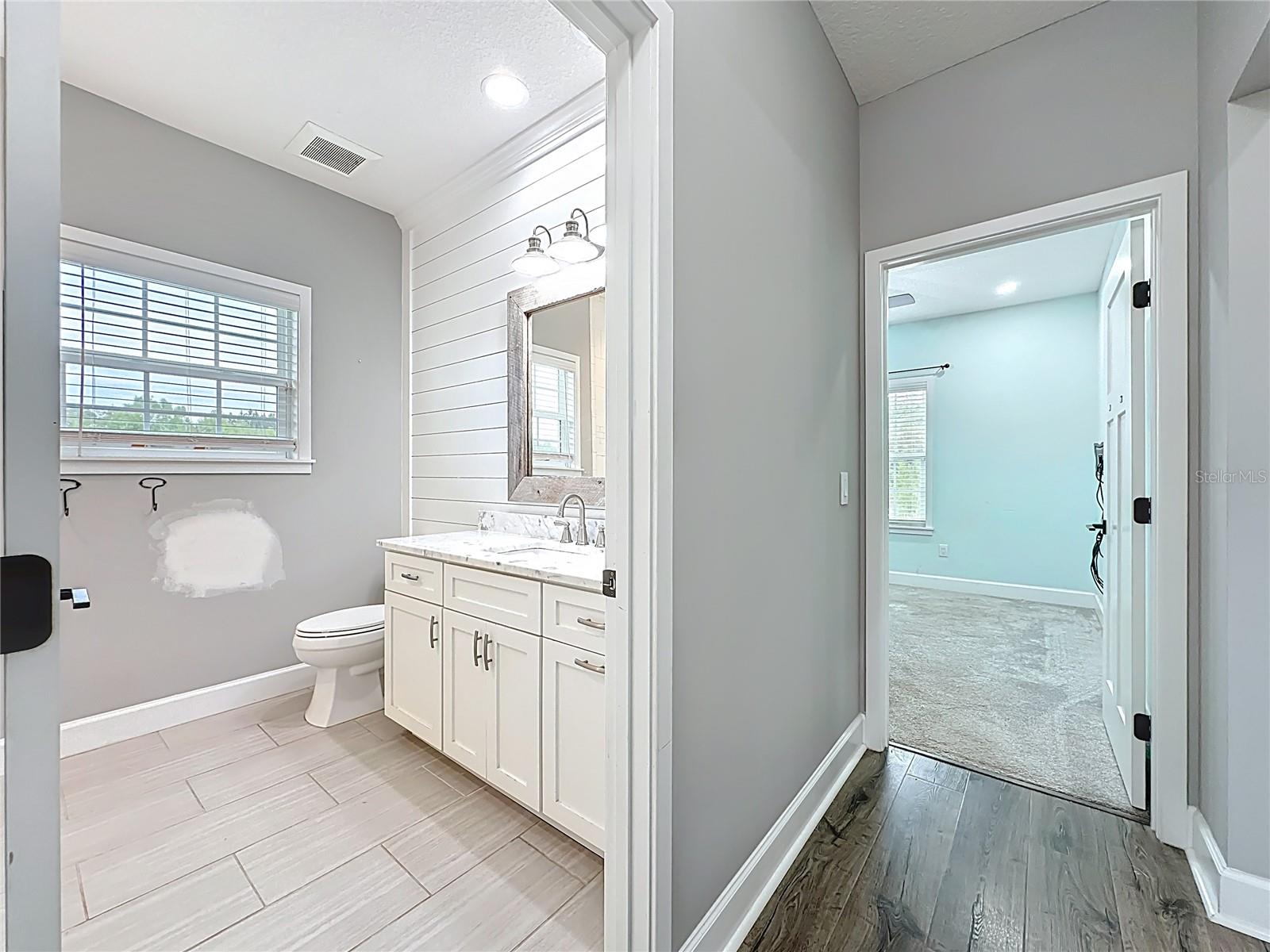 Image 36 of 84 For 55015 Countree Life Way