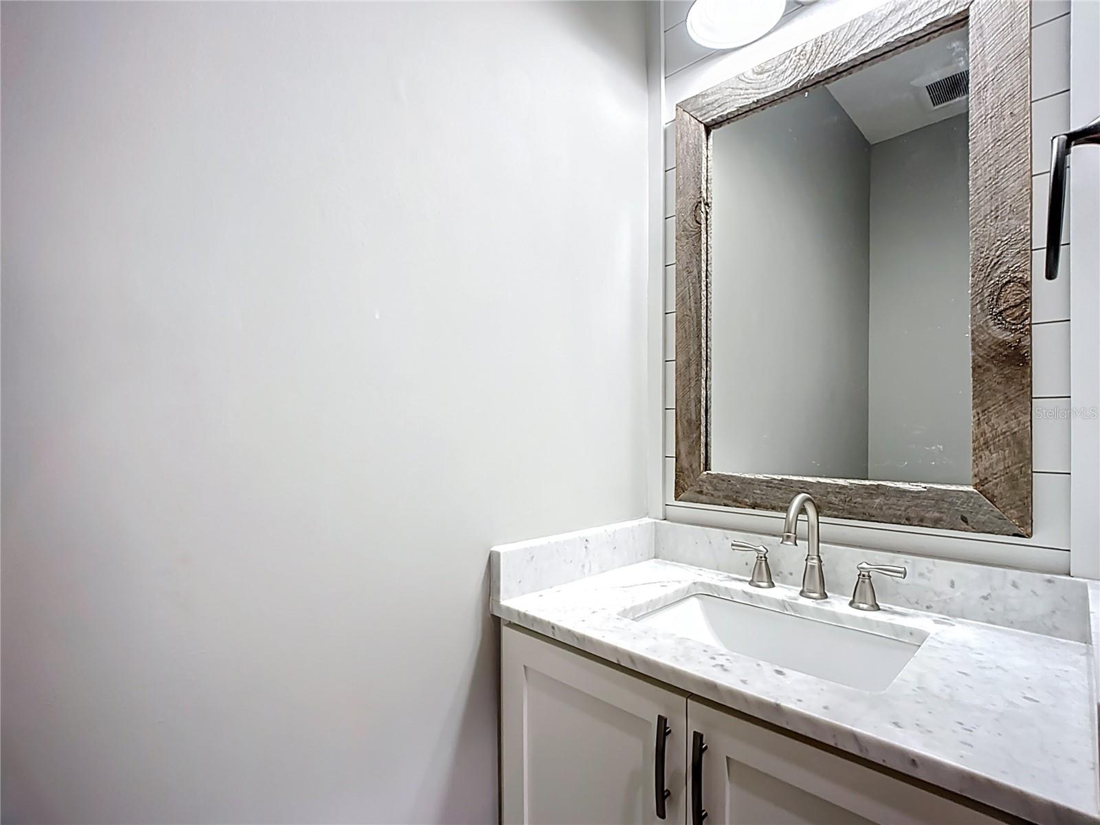 Image 46 of 84 For 55015 Countree Life Way
