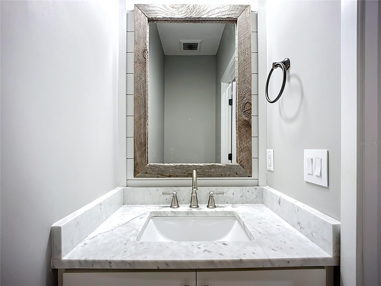 Image 47 of 84 For 55015 Countree Life Way