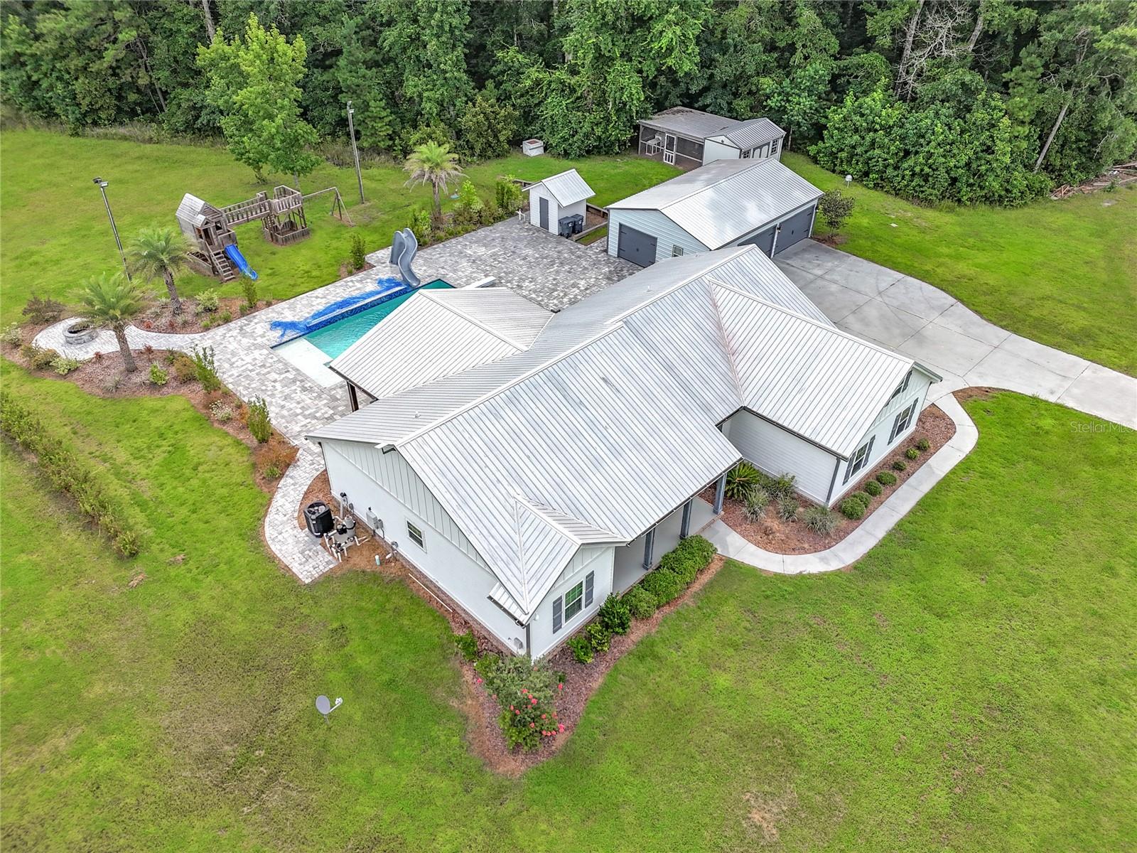 Image 8 of 84 For 55015 Countree Life Way