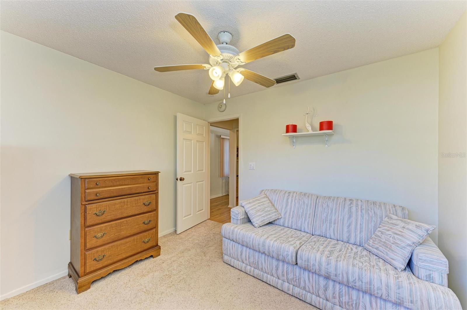 Image 30 of 38 For 390 301 Boulevard W 11d