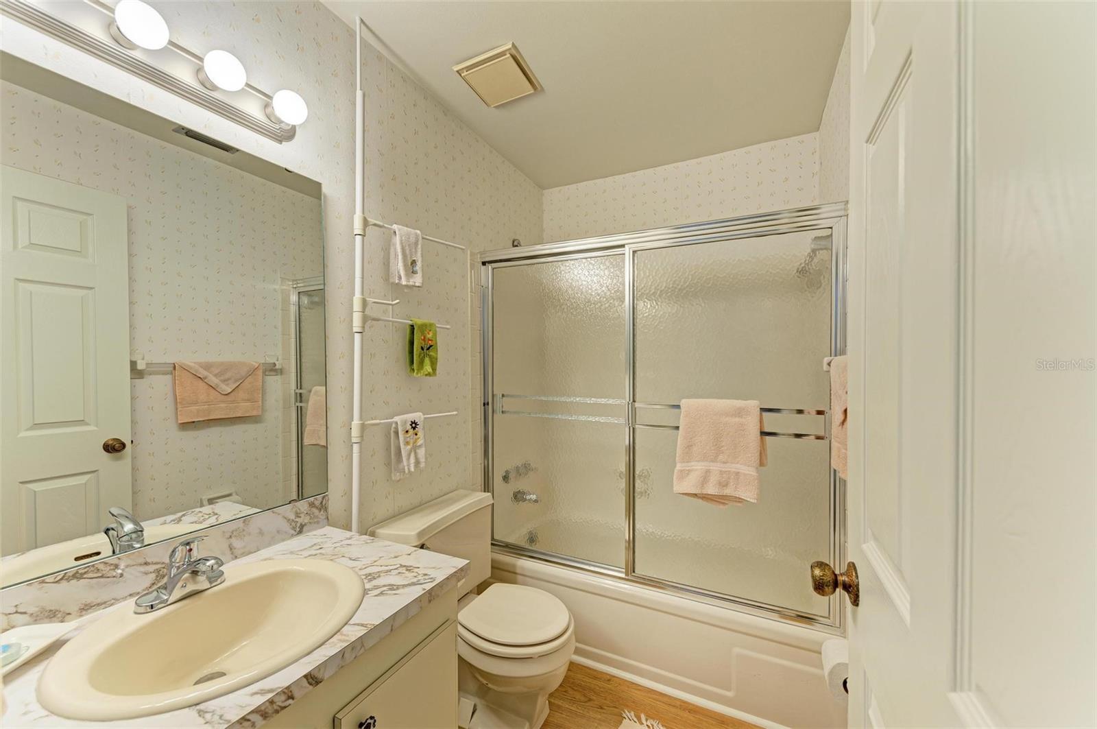 Image 32 of 38 For 390 301 Boulevard W 11d