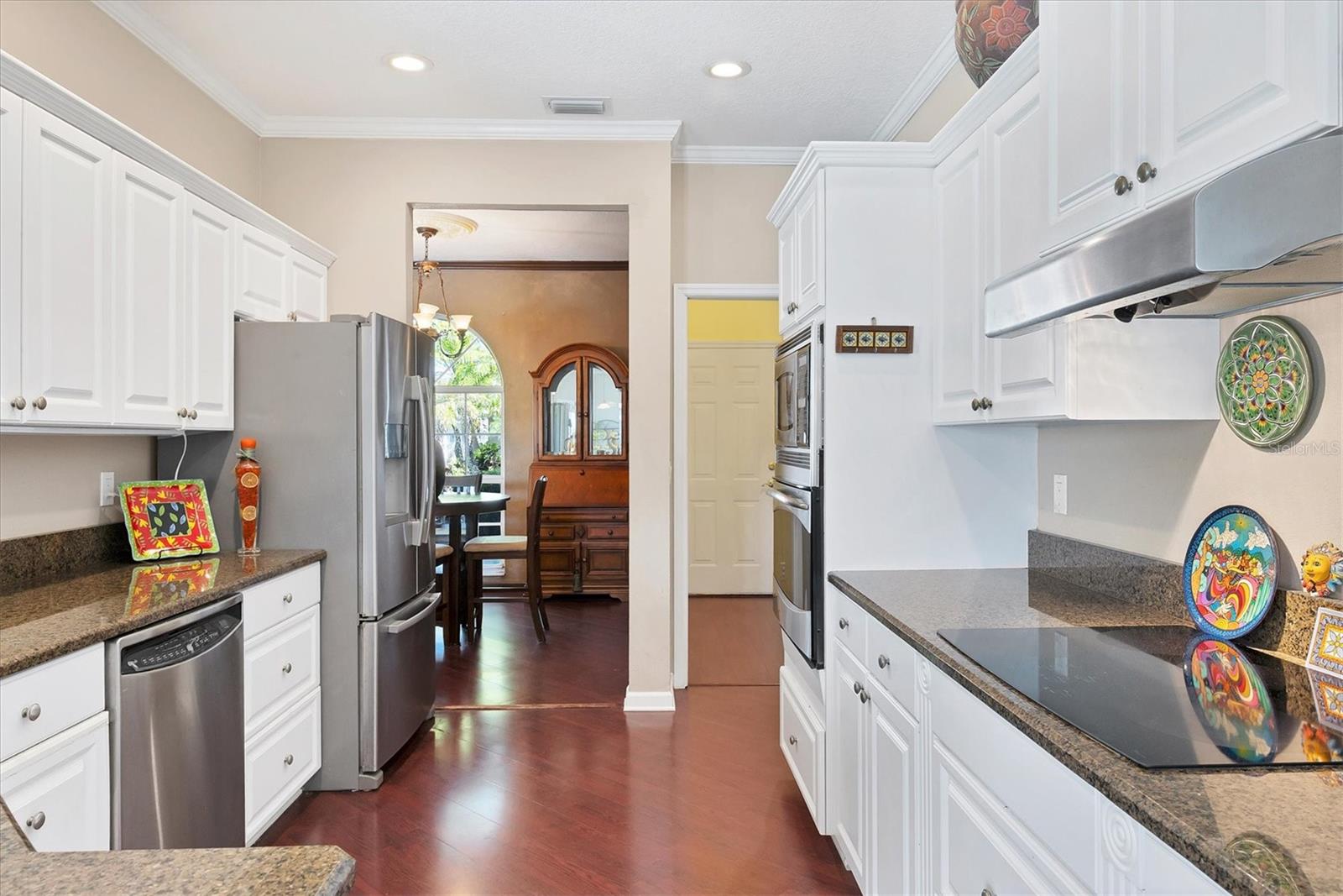 Image 10 of 35 For 5786 Sandy Pointe Drive