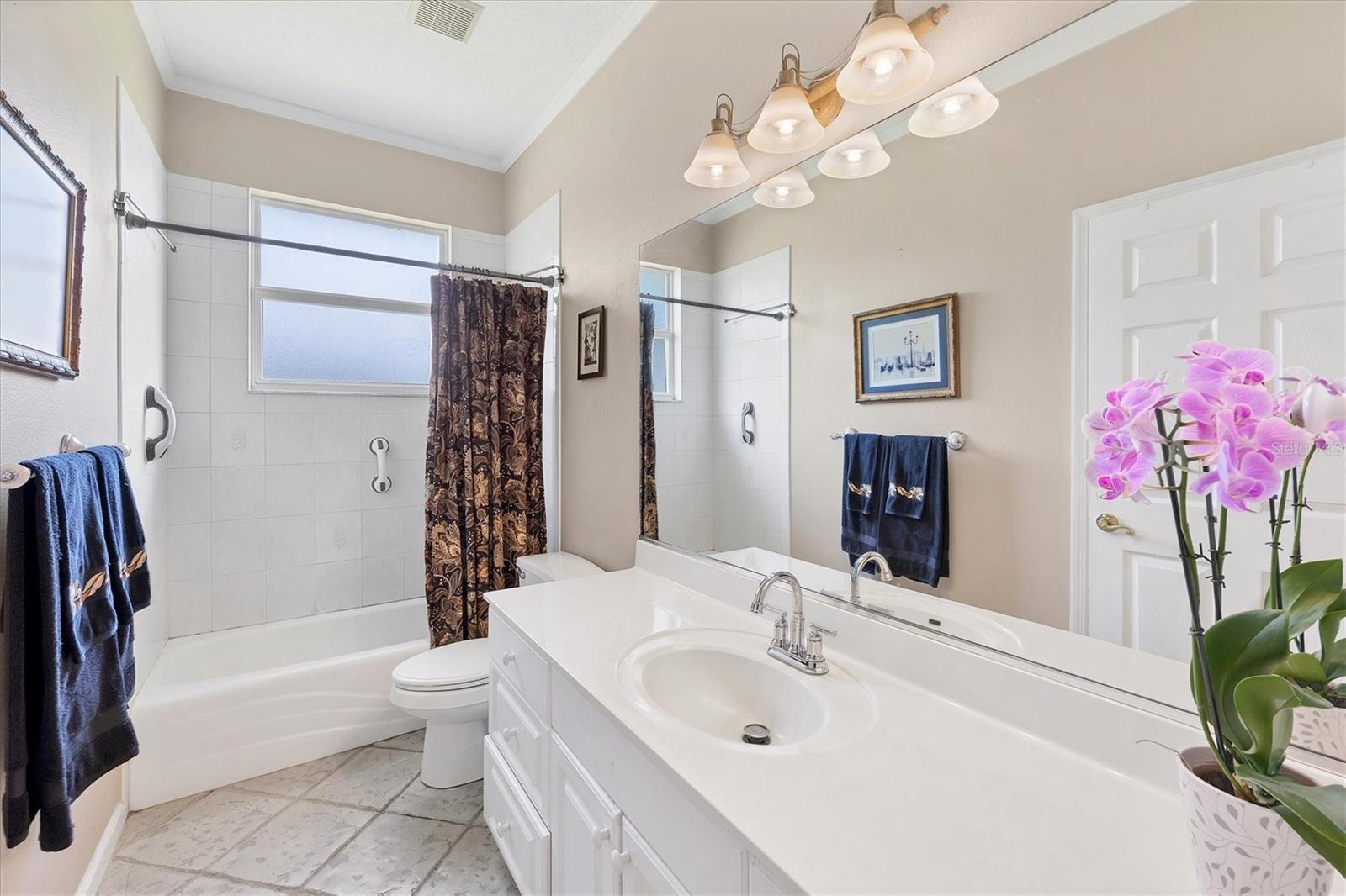 Image 21 of 35 For 5786 Sandy Pointe Drive