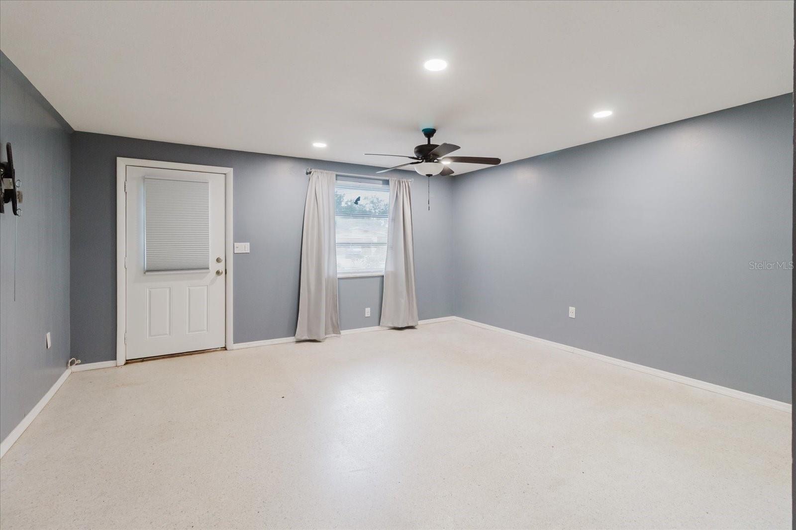 Image 6 of 48 For 3375 7th Street