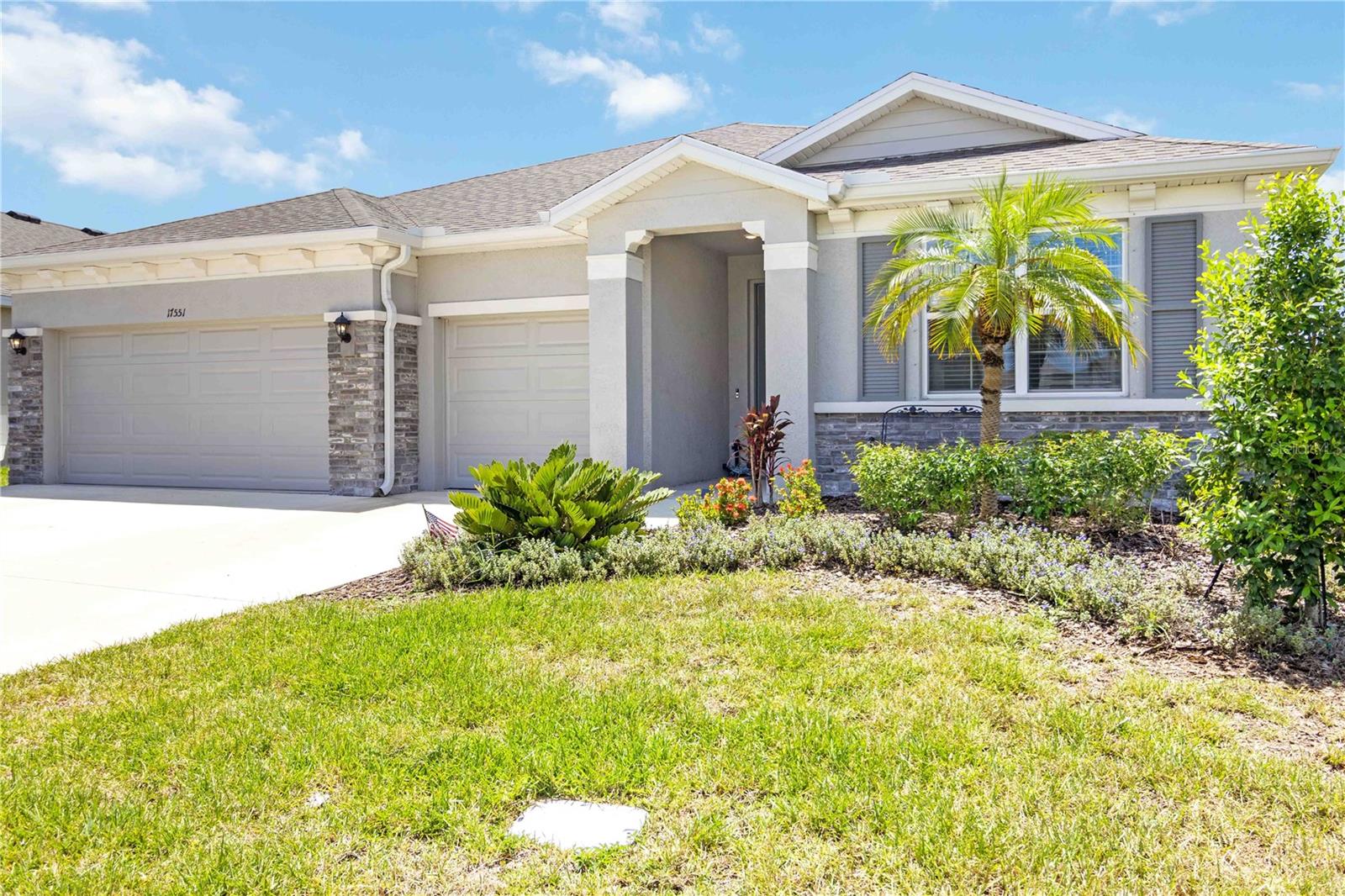 Image 23 of 29 For 17551 Cantarina Cove