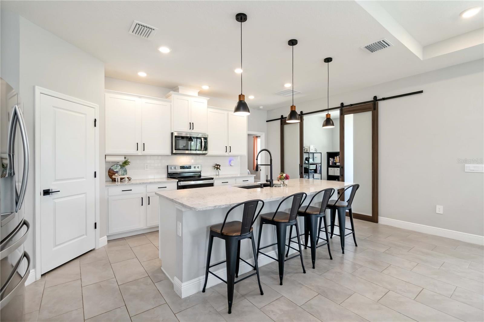 Image 6 of 29 For 17551 Cantarina Cove