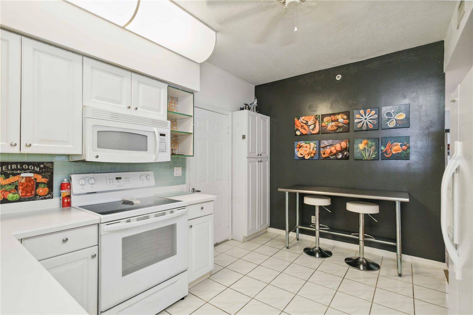 Image 9 of 28 For 6568 Fairway Gardens Drive 6568
