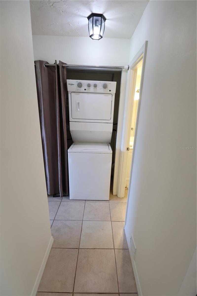 Image 10 of 13 For 1863 Sunny Drive G22