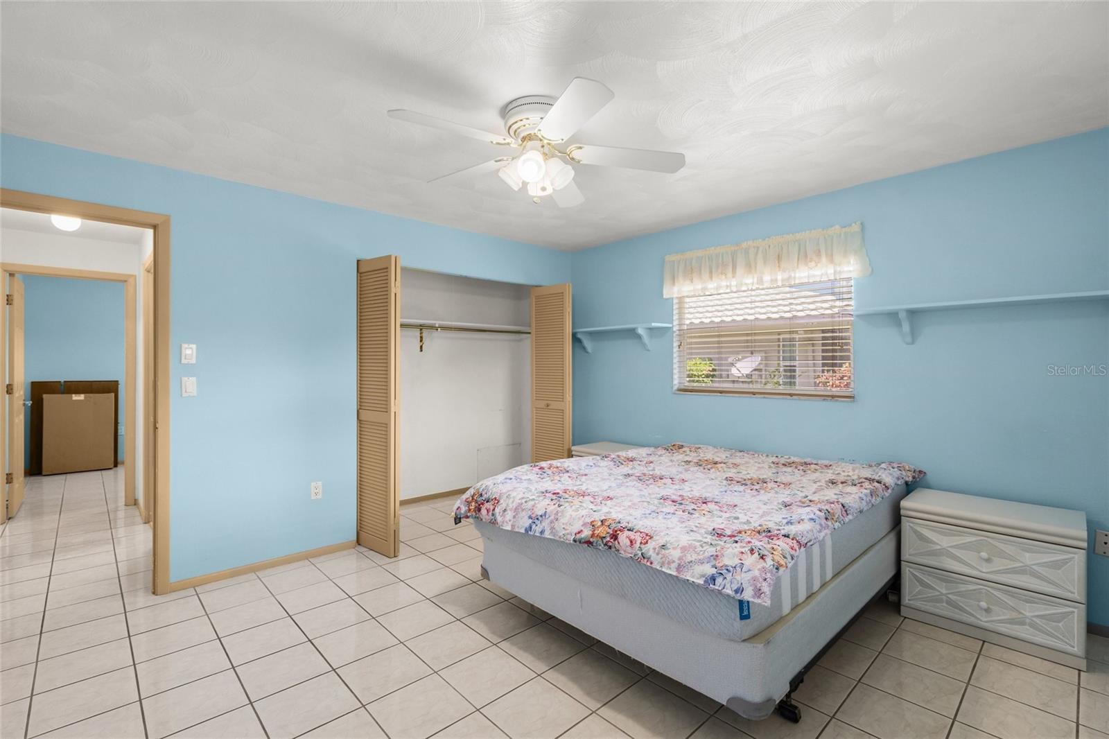 Image 24 of 54 For 464 Rubens Drive E