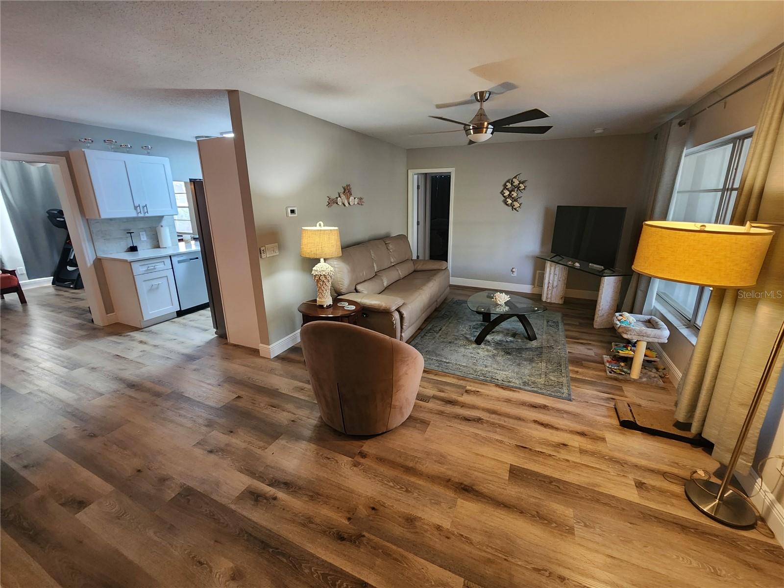 Image 10 of 24 For 1229 Coral Lane