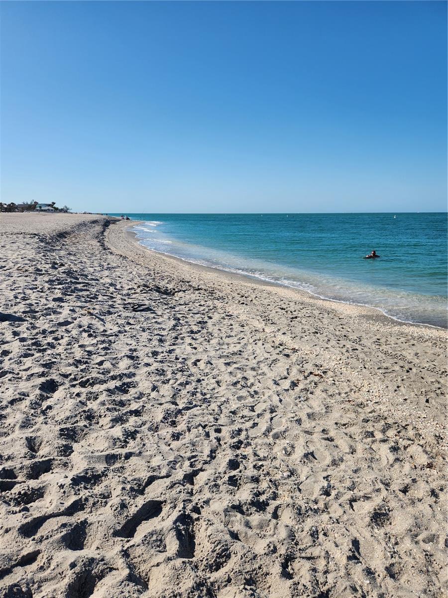 Image 22 of 24 For 1229 Coral Lane