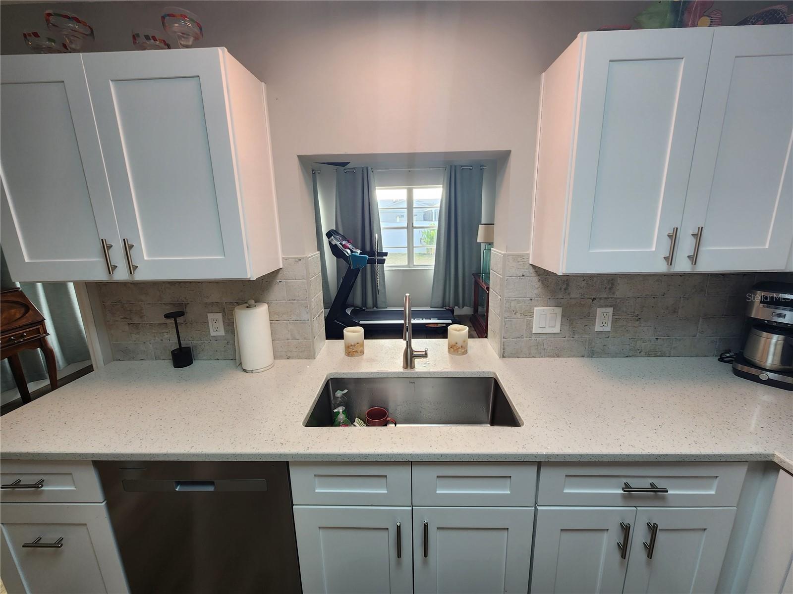 Image 8 of 24 For 1229 Coral Lane